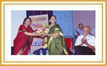 Smt. Vijaya Joglekar-Dhumale and Shri. Yakub Sayeed with Smt. Asha Khadilkar