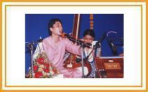 Upcoming classical vocalist Shri. Pushkar Lele