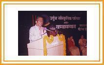 Famous writer Shri. Suresh Khare speaks a few words to the audience